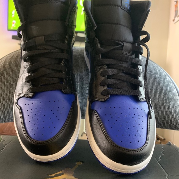 Jordan 1 mid royal Blue - Picture 5 of 6